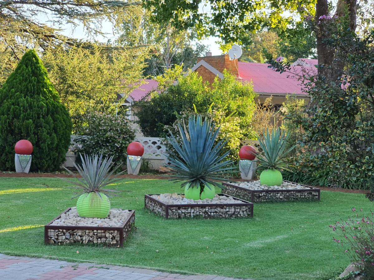 Chic Breeze Hotel Bloemfontein Exterior photo